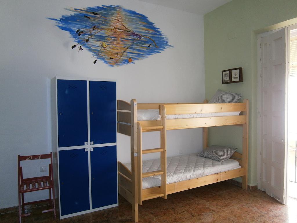 De Cadiz Cadi Hostel Exterior photo