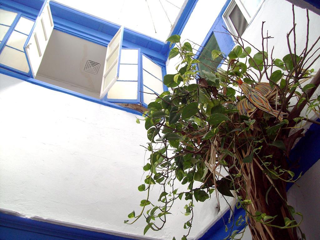 De Cadiz Cadi Hostel Exterior photo